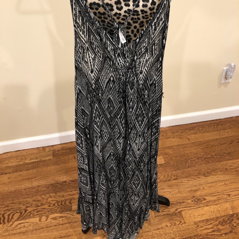 Intimately Free People‎ cover up